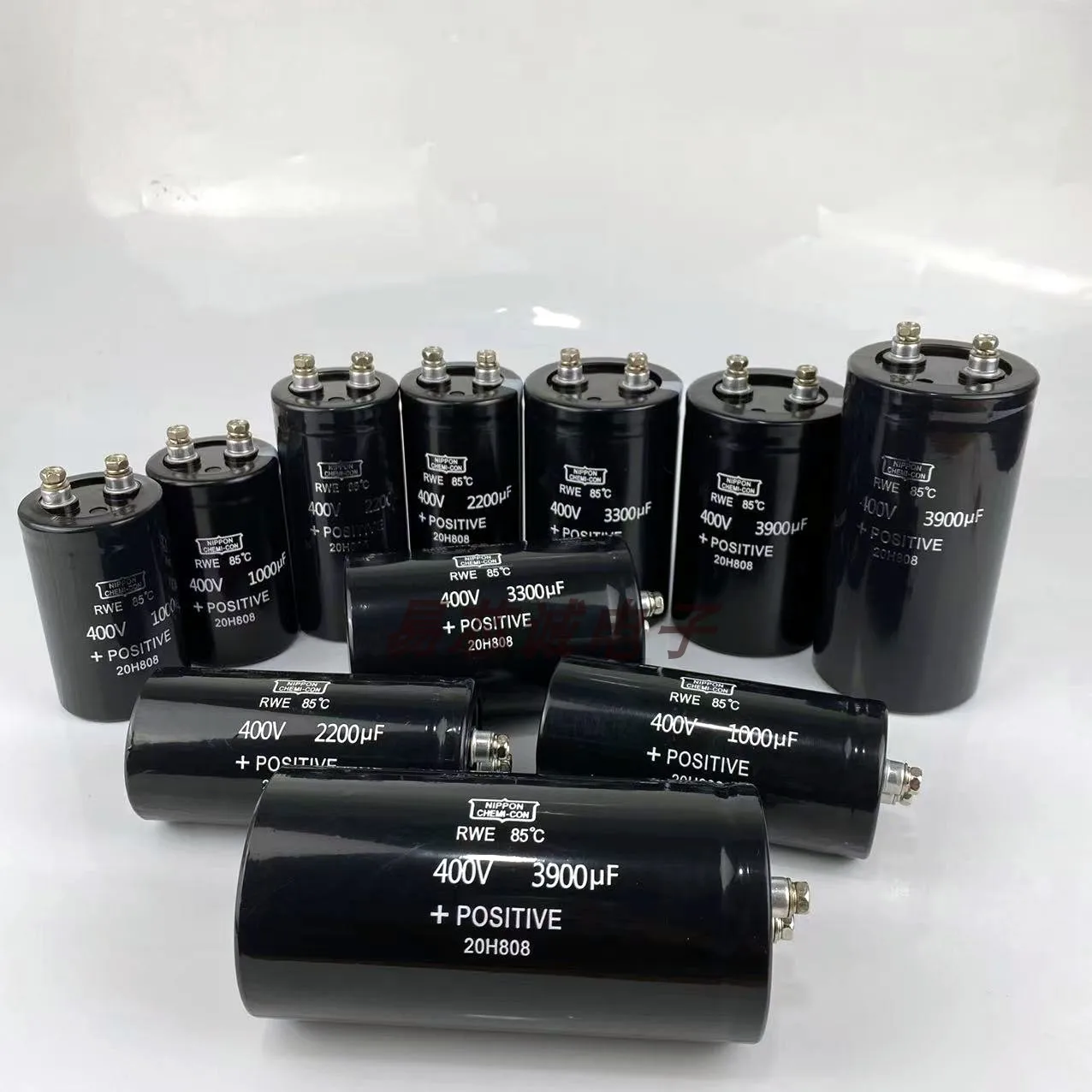 Black Diamond 400V1000UF, imported from Japan Chemical, original electrolytic capacitor converter 450v1000uf