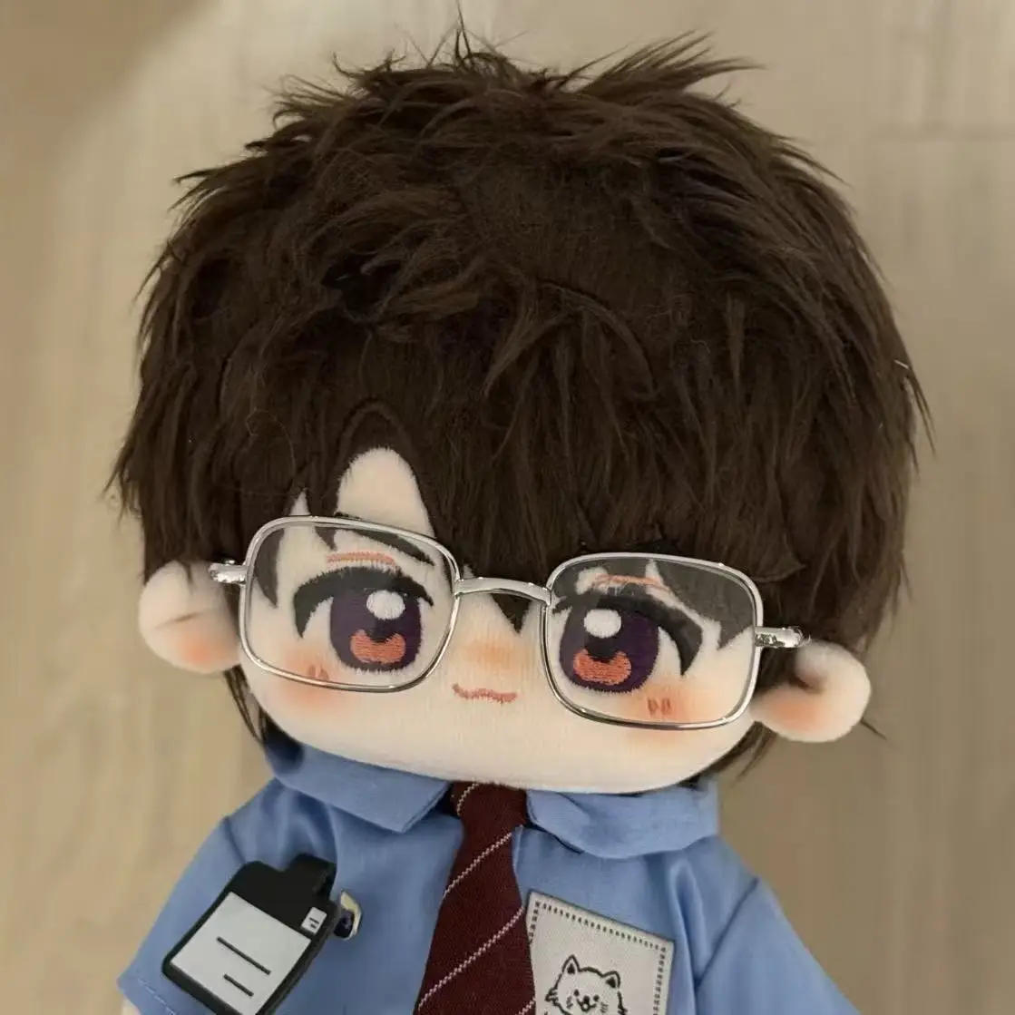 20cmのゲーム「ラブアンドディープスペース」のキャラクター、ケイレブ・アプルのぬいぐるみ。子供向けフィギュア、綿の体、コスプレ衣装、枕、ソファ、クリスマスプレゼント。