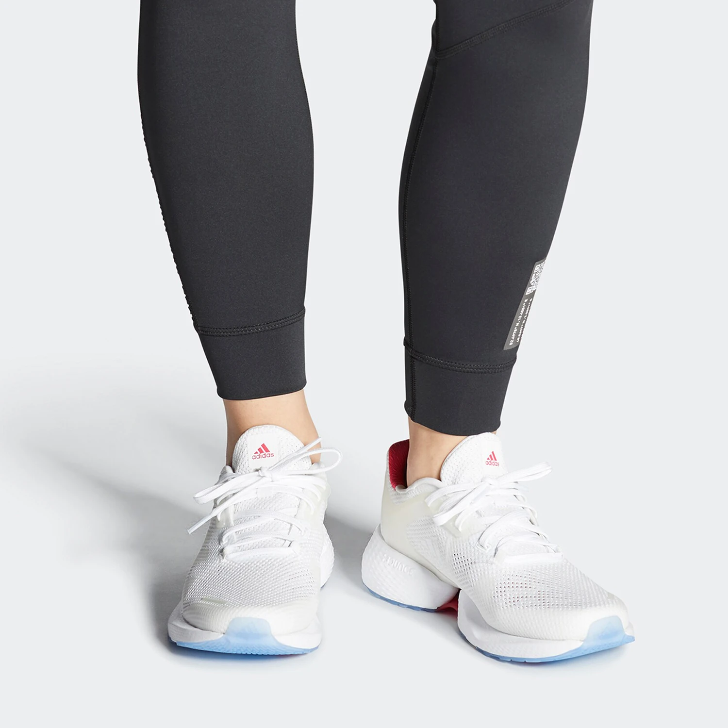 

Оригинальные женские спортивные кроссовки Adidas ALPHATORSION W FW9471