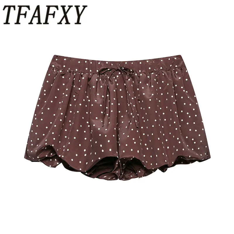 

TFAFXY 2026 Summer Elegant Chic Polka Dot Balloon Short Casual Shorts Women Vacation Fashion Shorts