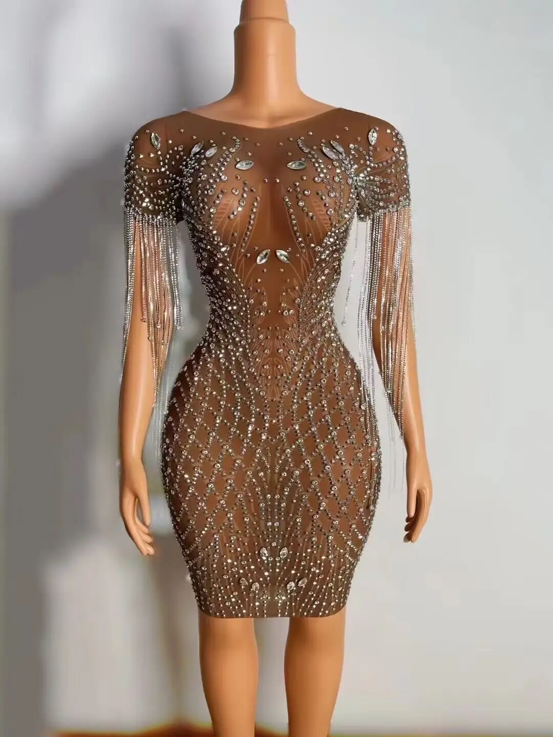 Vestido elástico transparente com franjas de strass prata, traje de desempenho sexy, roupa de noite para a celebração do aniversário, malha marrom