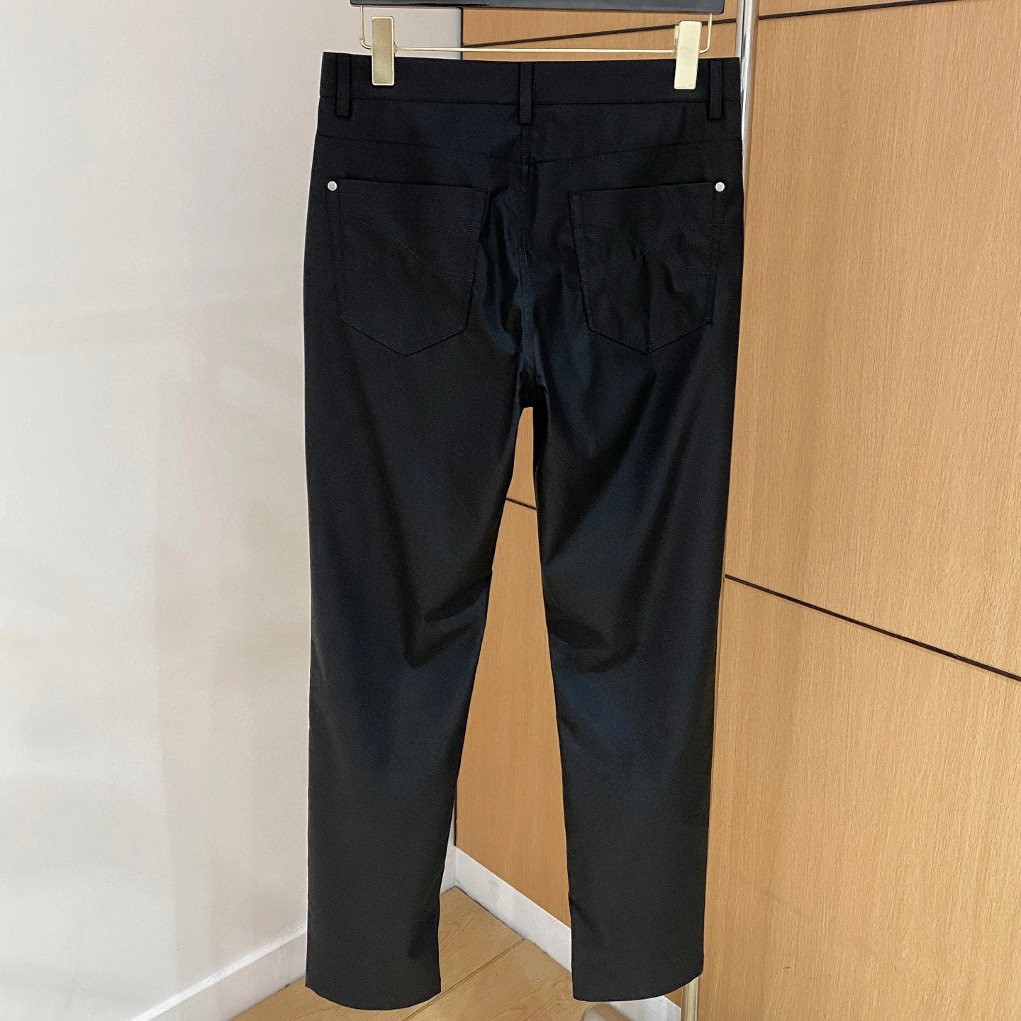 BC 25ss ريترو جينز رجالي مطرز بسيط