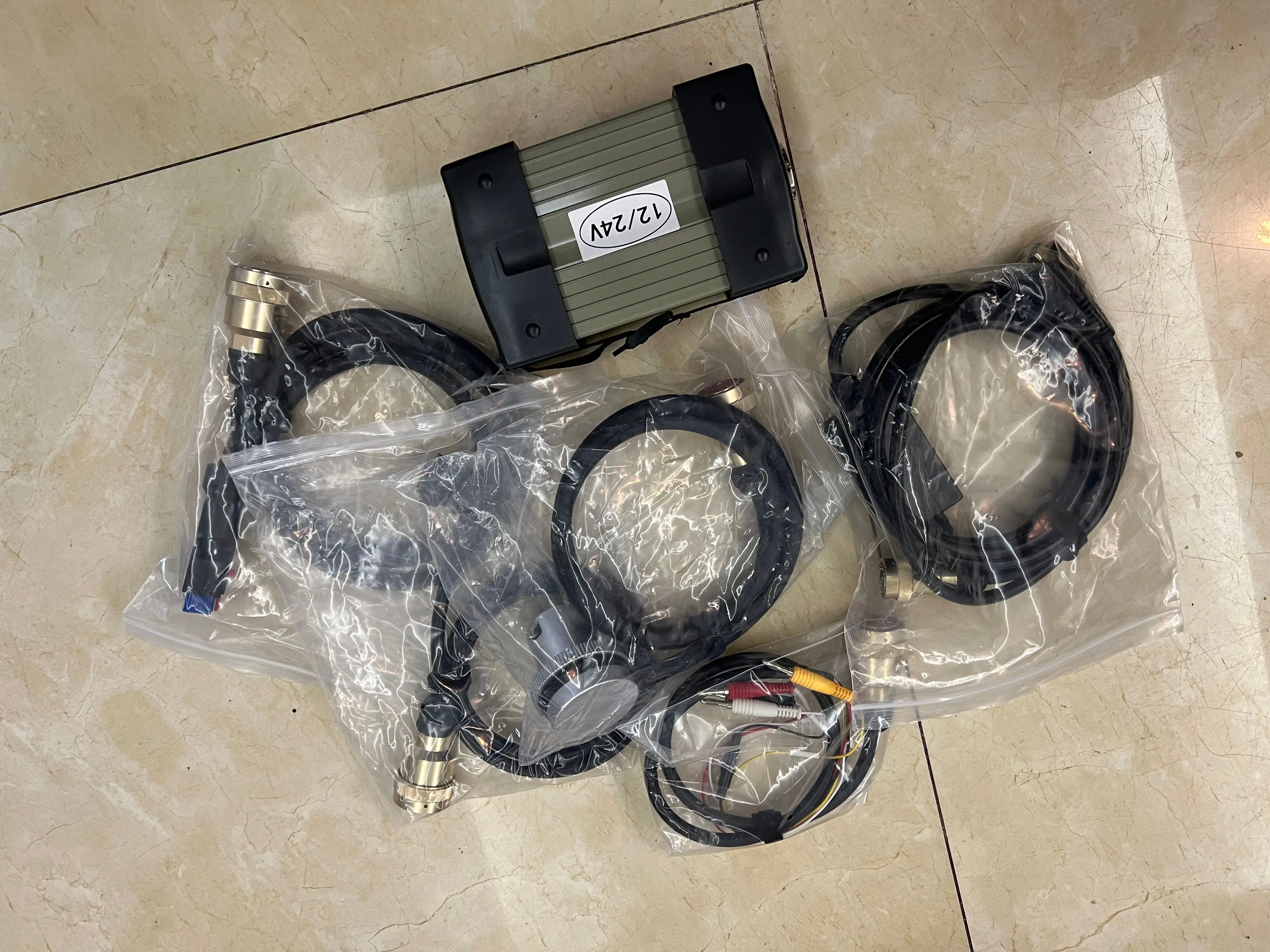 

mb star c3 multiplexer with 5 cables with software hdd harddisk work for mb cars