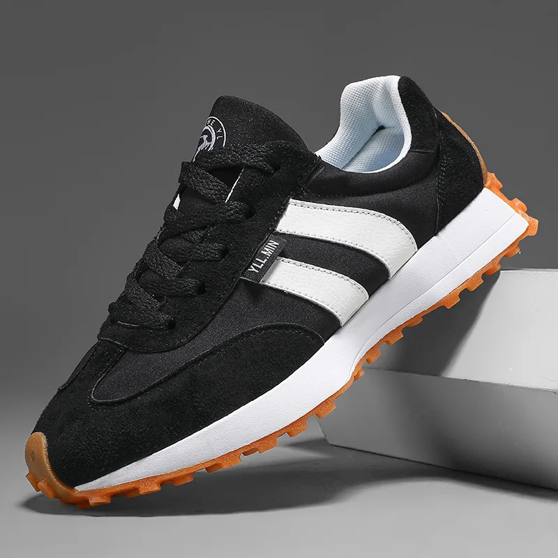 2026 New Casual Shoes Spring Autumn Breathable Comfortable Vintage Sneakers Fashion Lace Up Outdoor Non Slip Running Shoes