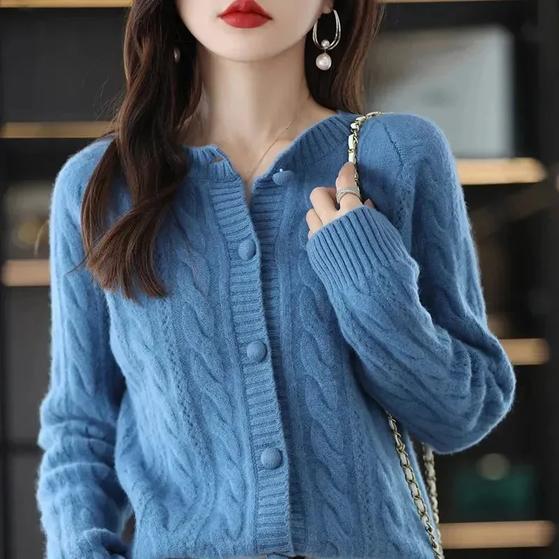 Retro Jacquard Knitted Cardigan Women's Spring and Autumn Wear 2025 New Style Loose Lazy Sweater Round Neck Coat Thick Top Trend