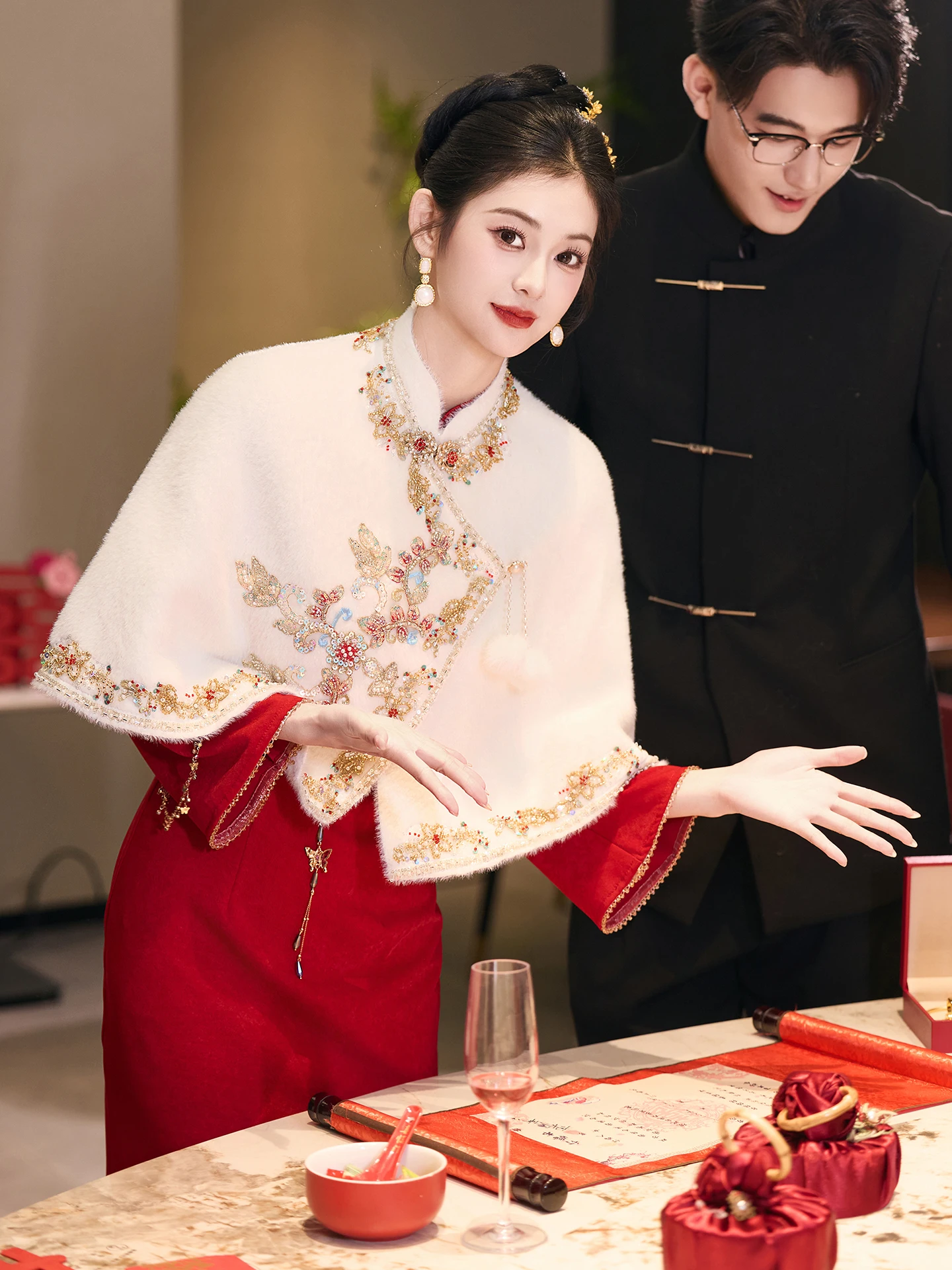 manteau-d'hiver-chaud-pour-femme-style-chinois-blanc-en-fourrure-epaisse-pour-mariage-fiancailles-banquet-qipao-pamina