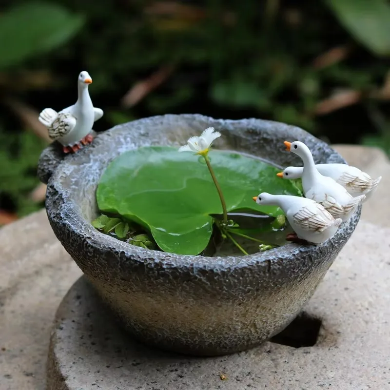 Cute White Duck Hydroponic Lotus Flower Pot Retro Resin Statue Outdoor Sculpture For Home Office Desk Garden Desk Decor Ornament