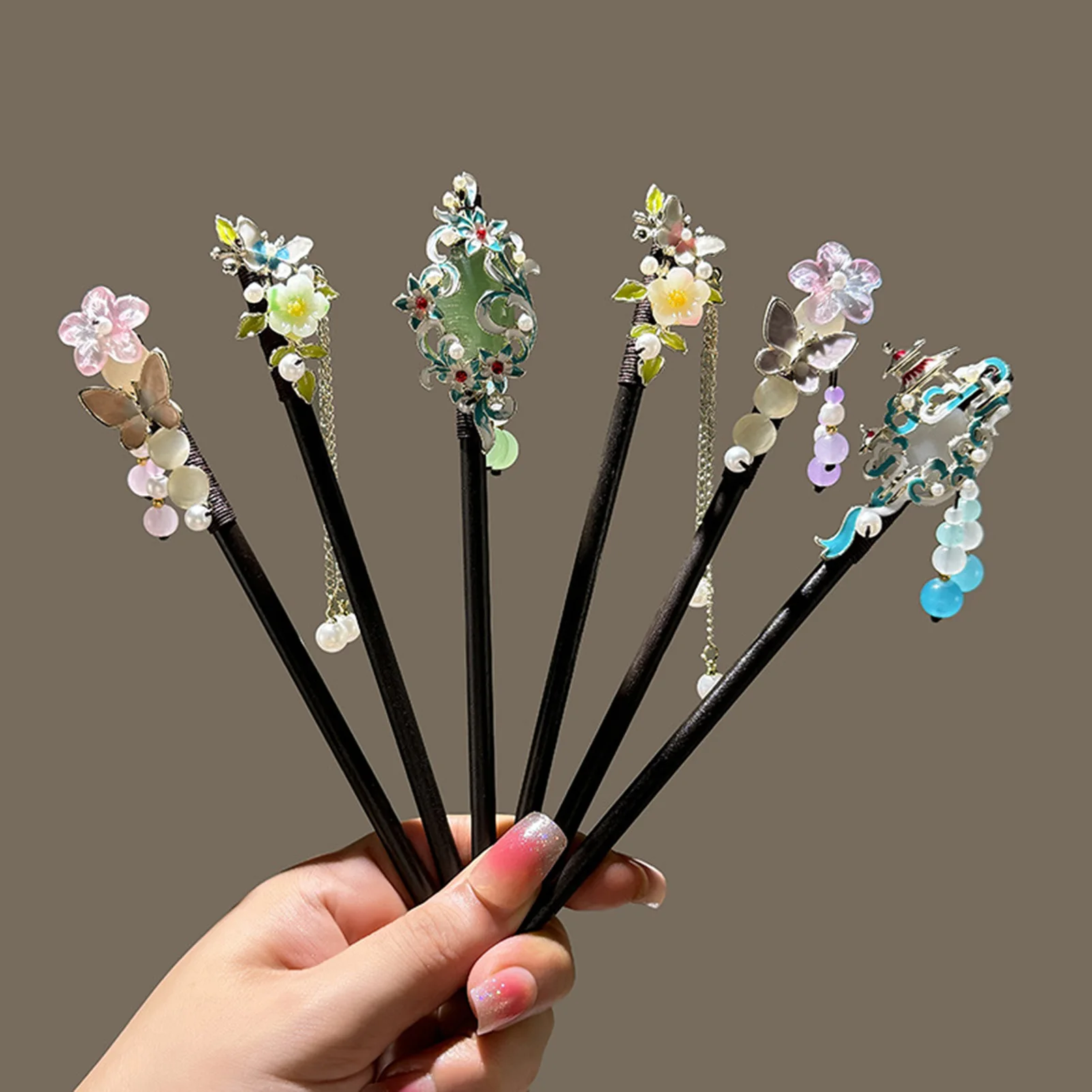 

Заколки для волос с кисточками в китайском придворном стиле, изысканный цветок магнолии, деревянные палочки для еды, древние аксессуары ханьфу, заколки с цветочным принтом