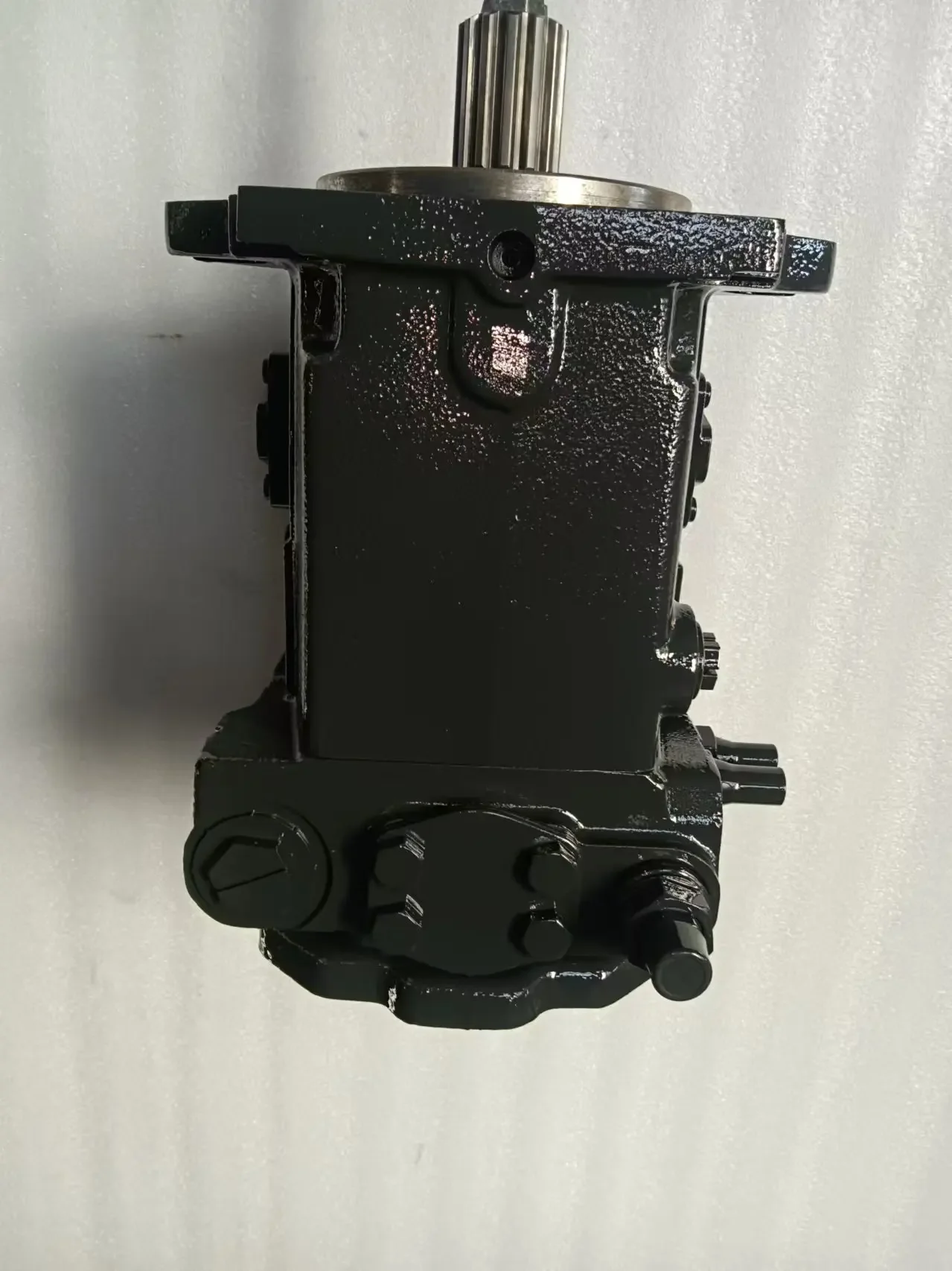 ปั๊มน้ำมันไฮดรอลิกแบบลูกสูบ A4VG90DA2D2/32R-NSF02F071DC-S ปั๊มแบบลูกสูบแกนหมุนแบบแผ่นเอียง ปั๊มแบบลูกสูบแกนหมุนแบบปริมาตรคงที่ A4VG28/40/56/71/90/125