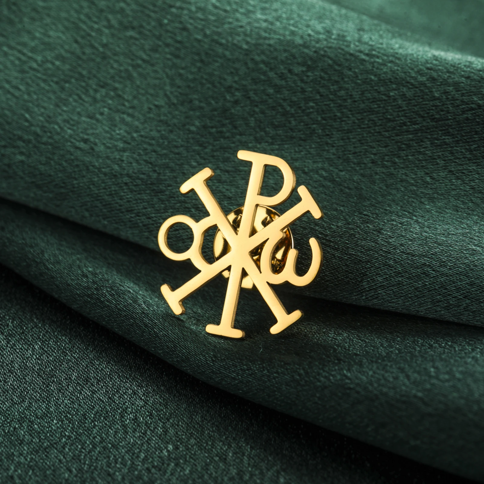 Broche Vintage con Cruz Chi-Rh - Embroidery Alpha reseña y precio