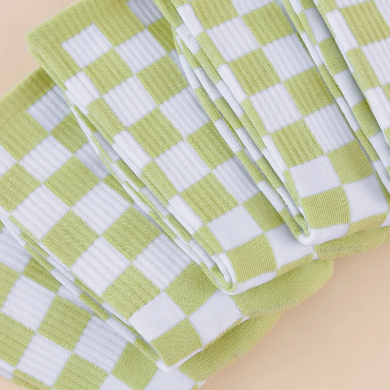 5 Pairs Of Four-Season Unisex Green And White Checkered/Striped Versatile Comfortable Casual Knee-High Socks