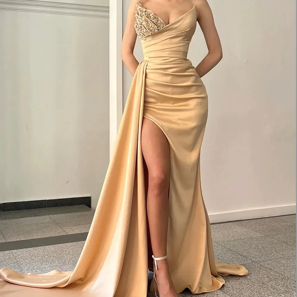 

Simple Strapless Prom Dresses High Side Split Sequined Satin Champagne Party Gowns Sweep Train Custom for Special Occasion Gowns