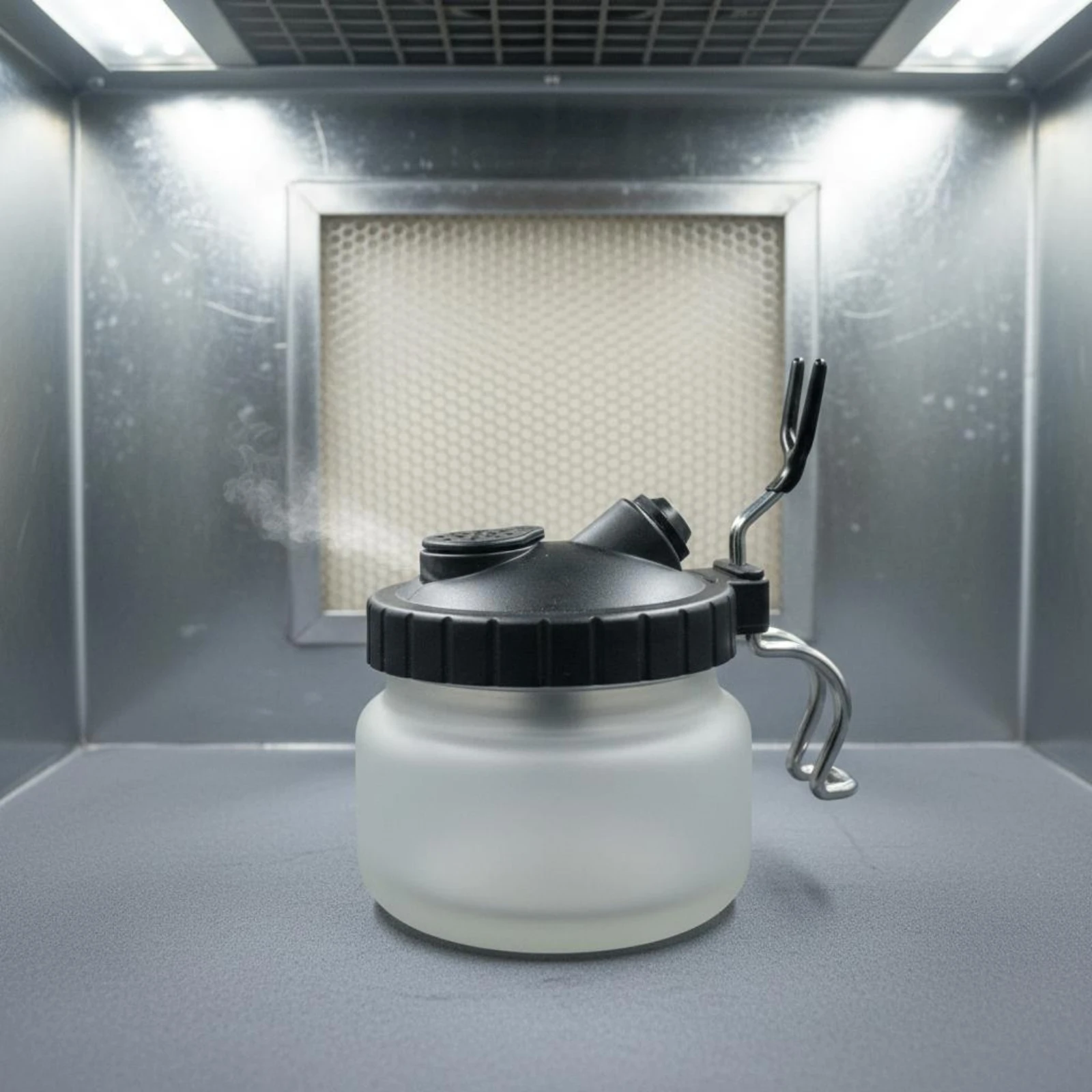 airbrush-cleaning-jar-frosted-glass-airbrush-rinse-jar-art-supply-metal-stand-perforated-cap