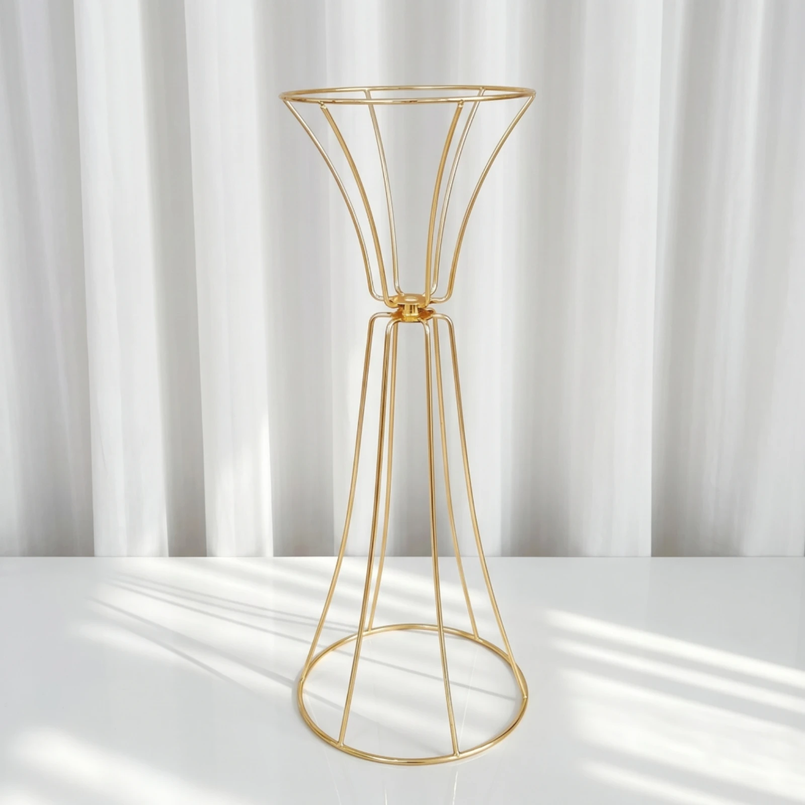 Trumpet Flower Stand Open-Frame Geometric Flower Stand Floral Riser Elegant Decor Luxury for Wedding Planners, Aisle Decoration