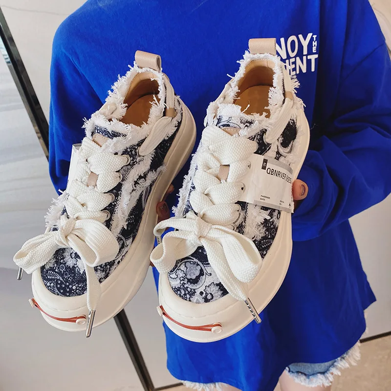 

Trend Women Shoes Street Style Canvas Casual Shoes for Woman Fashion Korean Version Chunky Sneakers Designer Shoes Zapatos Mujer