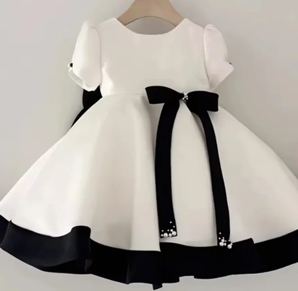 

Customized Simple Flower Girl Dresses For Wedding Satin With Bow Elegant Toddler First Communion Banquet Birthday Party Gown