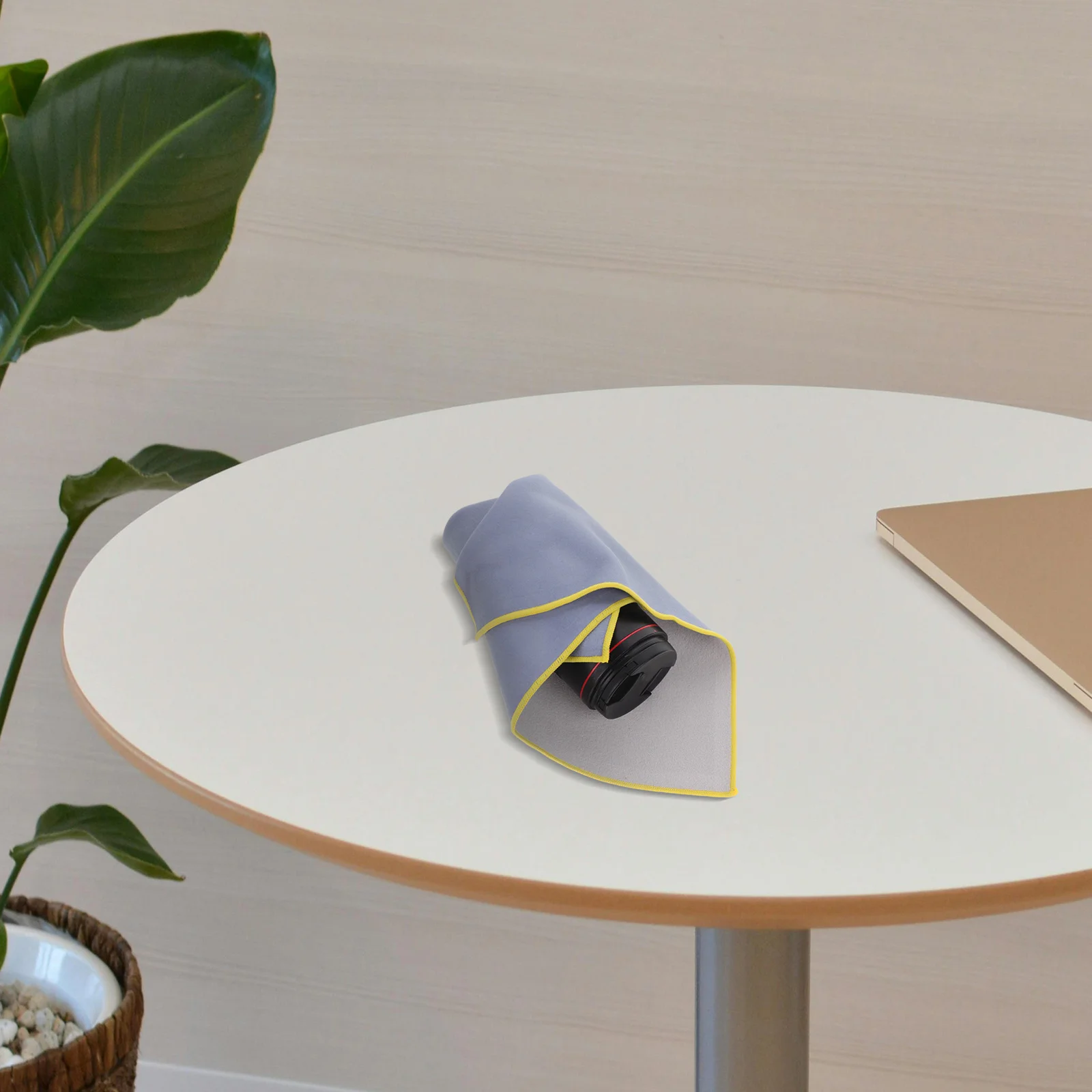 

Retro Style Camera Lens Wrap Self Adhesive Foldable Case Lightweight Portable Protection for Small Cameras Washable and Easy to