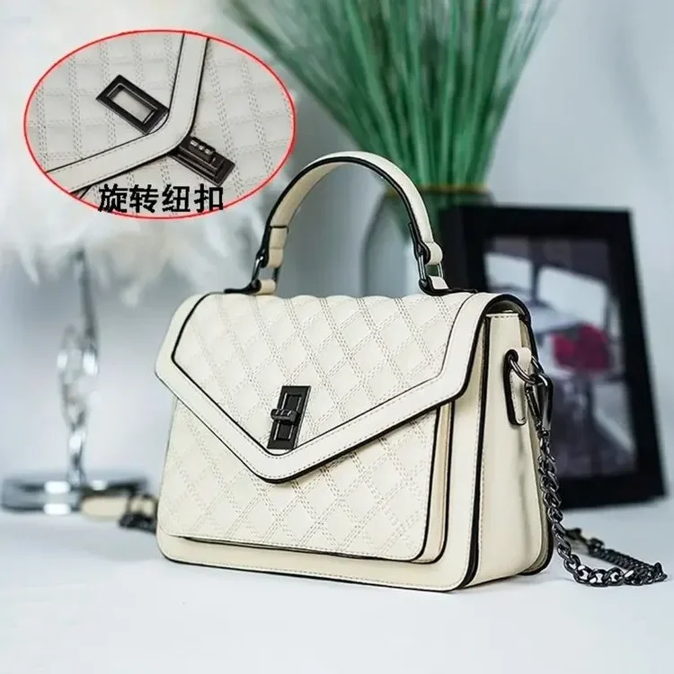 

New 2025 Trendy Women's Handbag - Elegant Quilted PU Tote, Shoulder/Crossbody Carry, Luxury Brand, Timeless Tweed-Inspired Look