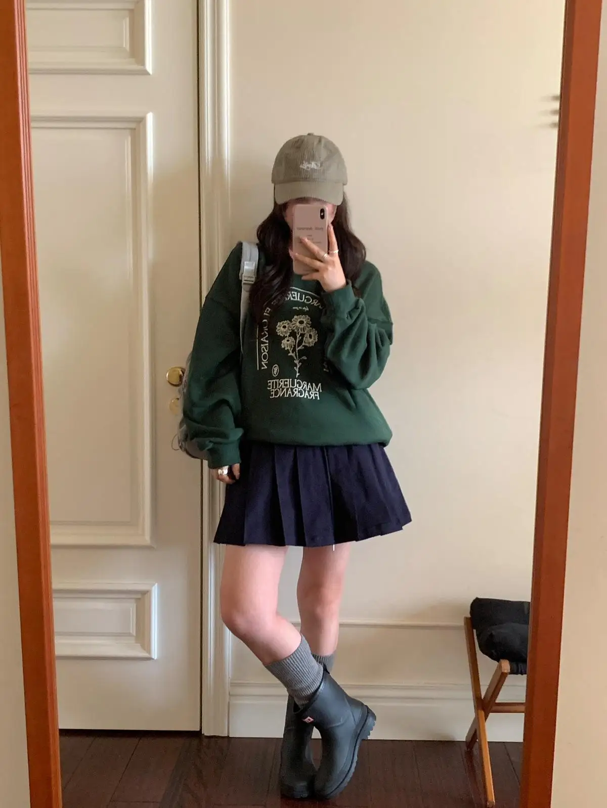 

Махровая толстовка без шапки, женская осенняя плюшевая толстовка с капюшоном и заниженными плечами в стиле панк, ребристый подол, многослойная надпись для колледжа для девочек