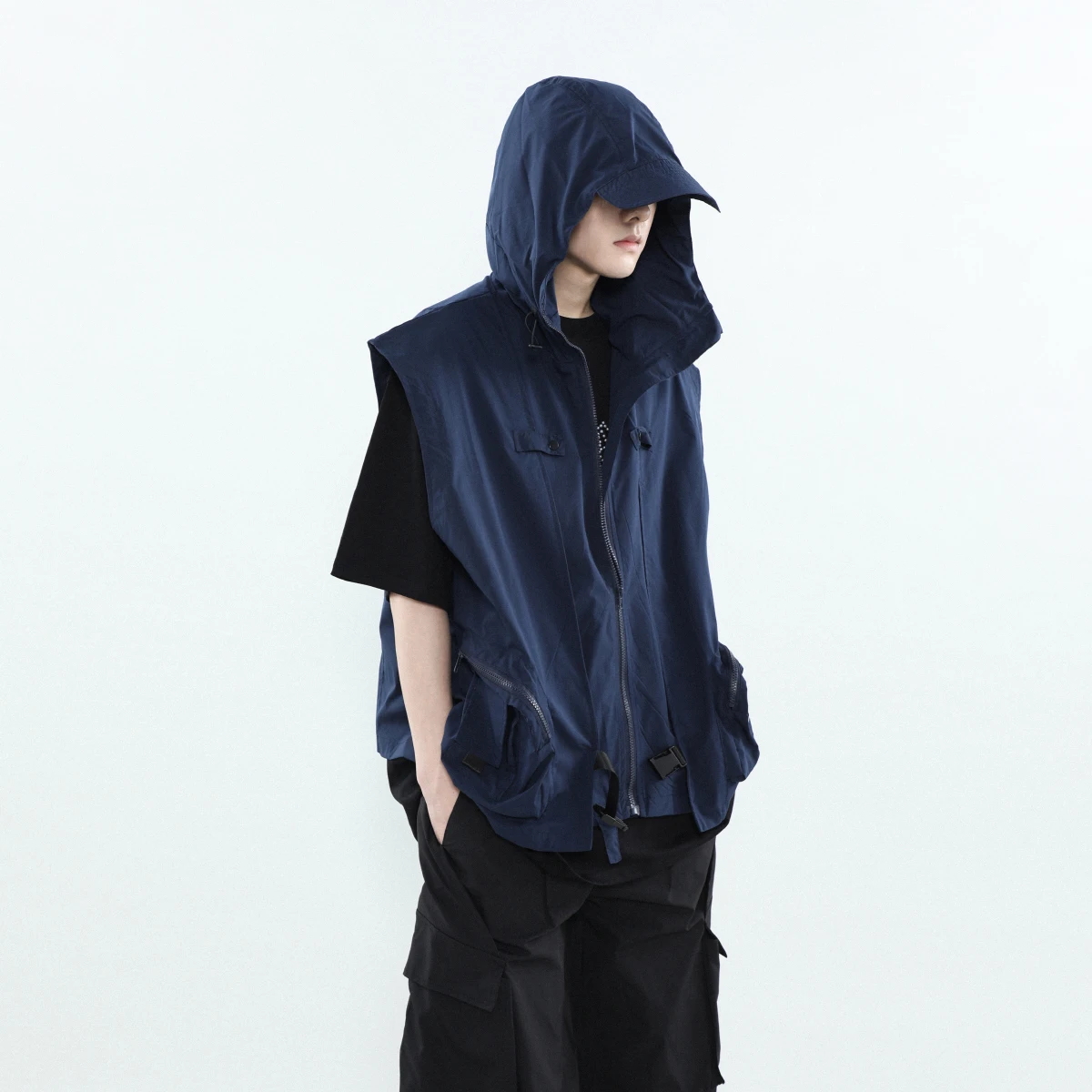 

Vest Summer Hooded Men Cargo Vests Male Outdoor Fishing Vest Men Loose Motorcycle Cycling Classic Leisure Cool Handsome Vests