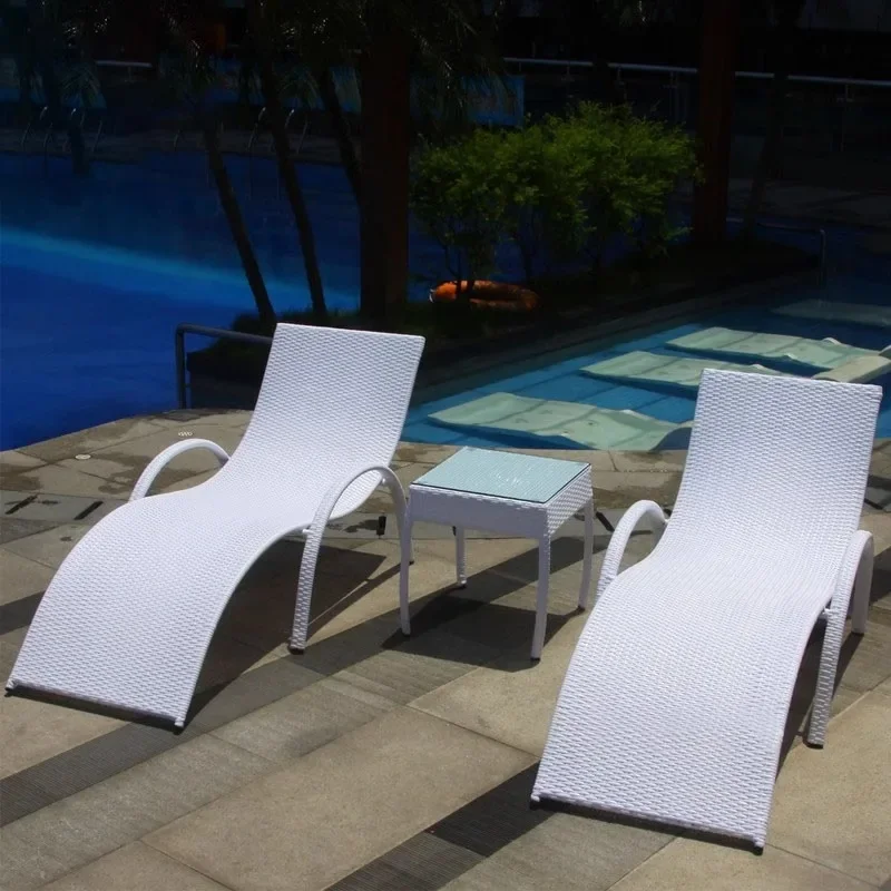 Outdoor bed, courtyard, open-air balcony, leisure rattan loungers, swimming pool, beach leisure rattan chairs