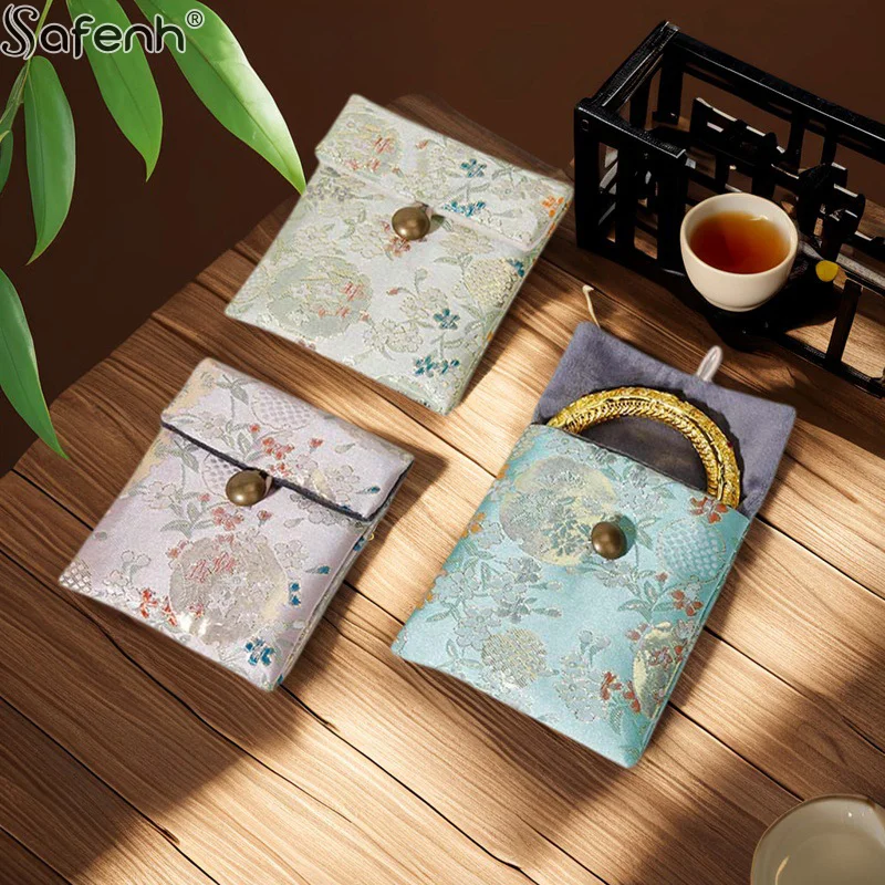 

1PCS Portable Pocket Small Cloth Bags for Jewelry Cloth Handmade Bag Embroidery Pouch Jewelry Storage Bag For Present Women Gift