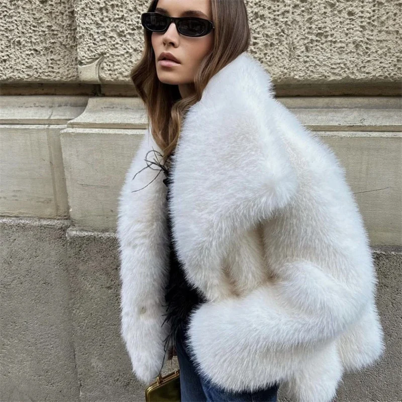 

2026 European American New Fox Coat Women Lapels Fashion Fur Jacket Autumn Winter Explosions Overwear Mao Mao Outwear Female Top