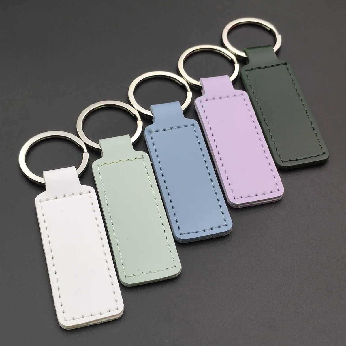 Голографический-клетчатый-кожаный-брелок-прямоугольный-красочный-брелок-для-ключей-индивидуальный-брелок-для-ключей-для-украшения-автомобильной-сумки-подарок-клетчатый-узор