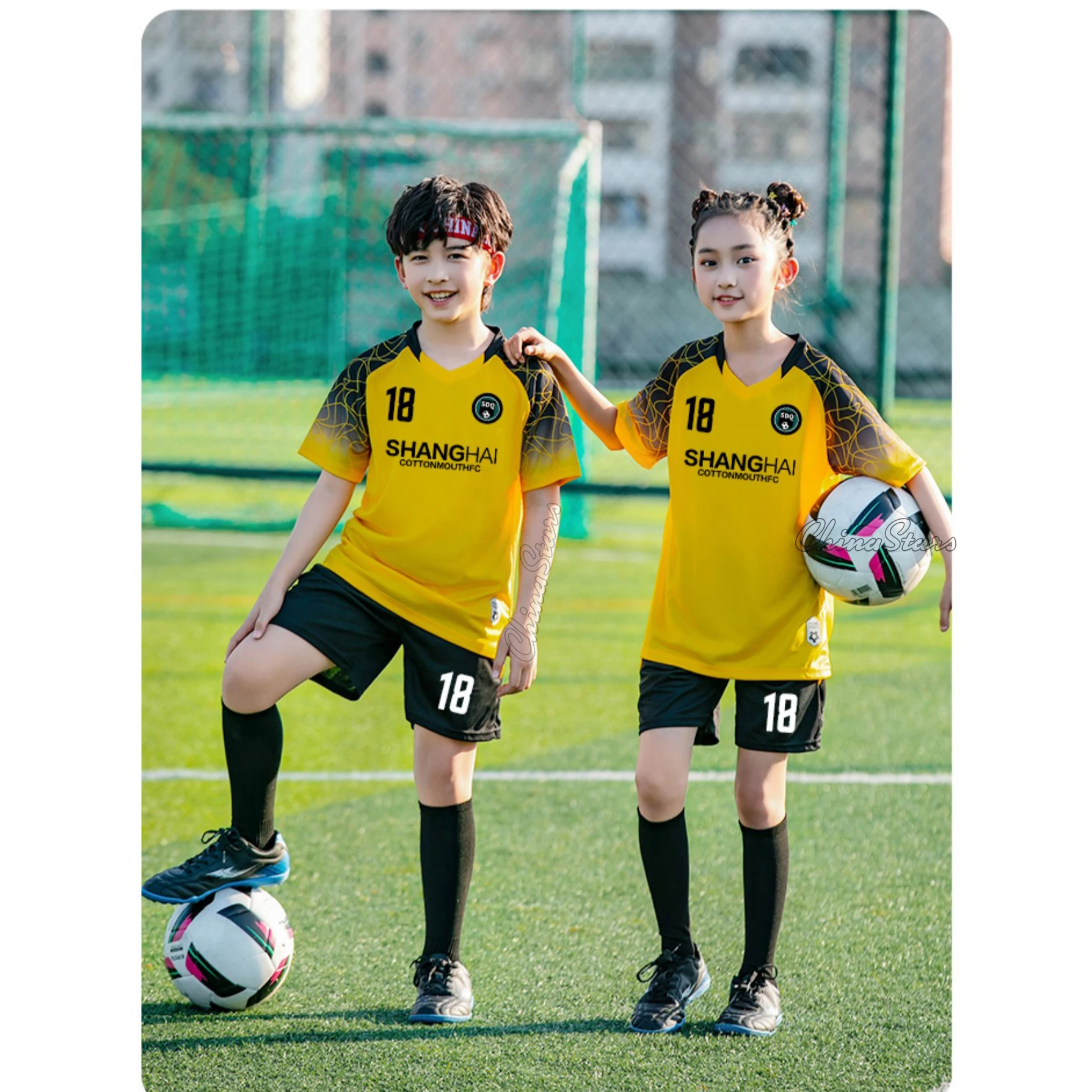 2025 الأطفال قمصان كرة القدم السراويل الفتيان الفتيات ملابس كرة القدم مجموعة قصيرة الأكمام أزياء كرة القدم الاطفال كرة القدم رياضية جيرسي #5