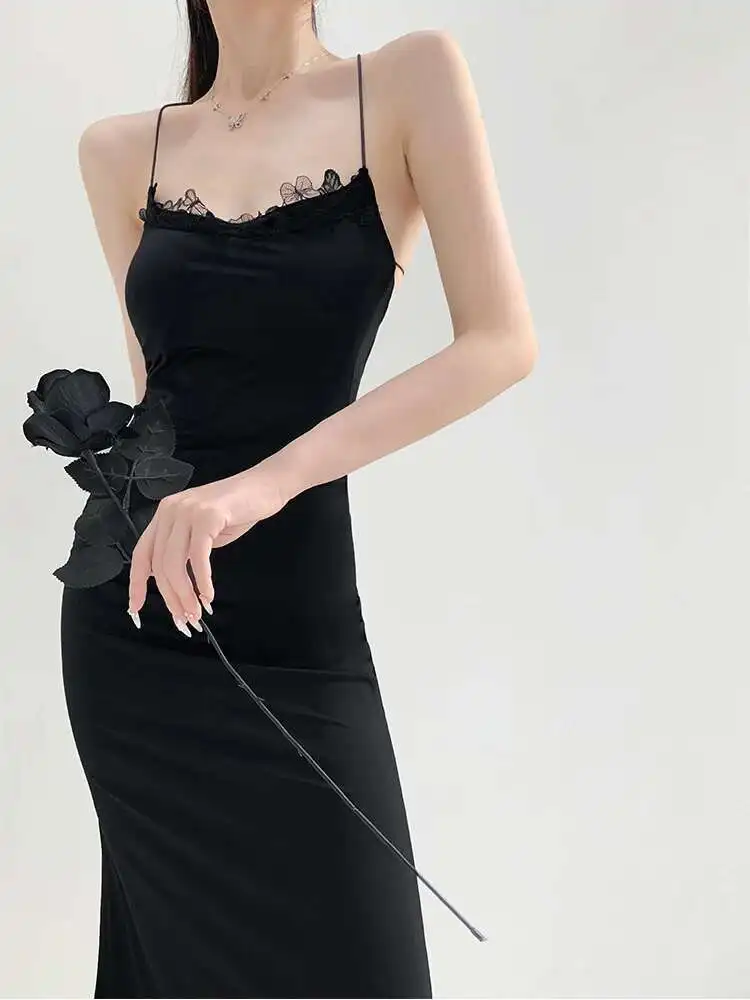 New 2024 Summer Sexy Design Sense Butterfly Backless Lace Splicing Sling Long Dress Women Low Neck High Waisted Slim Dress S007