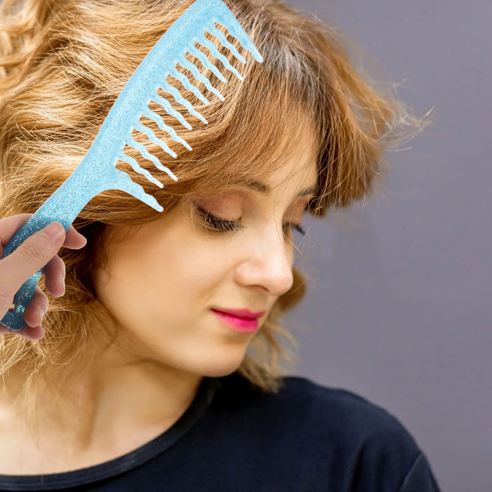 

Stylish Transparent Hairdressing Comb For Women Detangling Wet Curls Styling Tool Salon Quality Wide Tooth Comb Durable Fashion