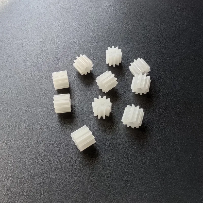 10PCS 10 Teeth 0.5M Plastic Gear 10T OD= 6mm Hole= 1.95mm DIY Model Technology Toys Motor Pinion Gears Spare Parts 102A