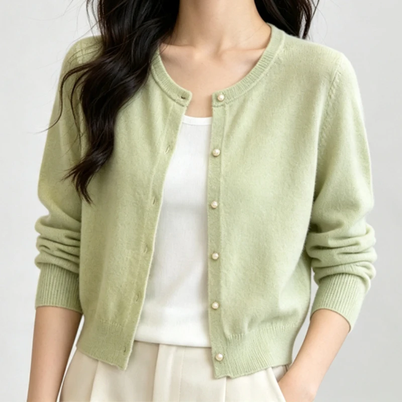 2026 Korean Style Minimalist Solid Color Gold Button Round Neck Knit Cardigan Women Early Autumn New Design Sense Unique Top