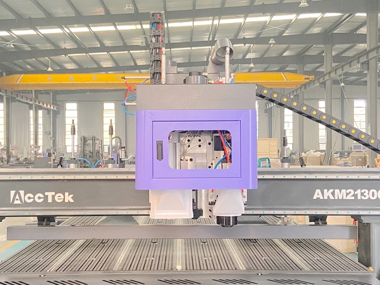 งานไม้เครื่องทํารังราคา 2030 Cnc ไม้ Router อัตโนมัติเครื่องมือเปลี่ยน 1325 Atc Cnc Router Up-down Loading ตาราง