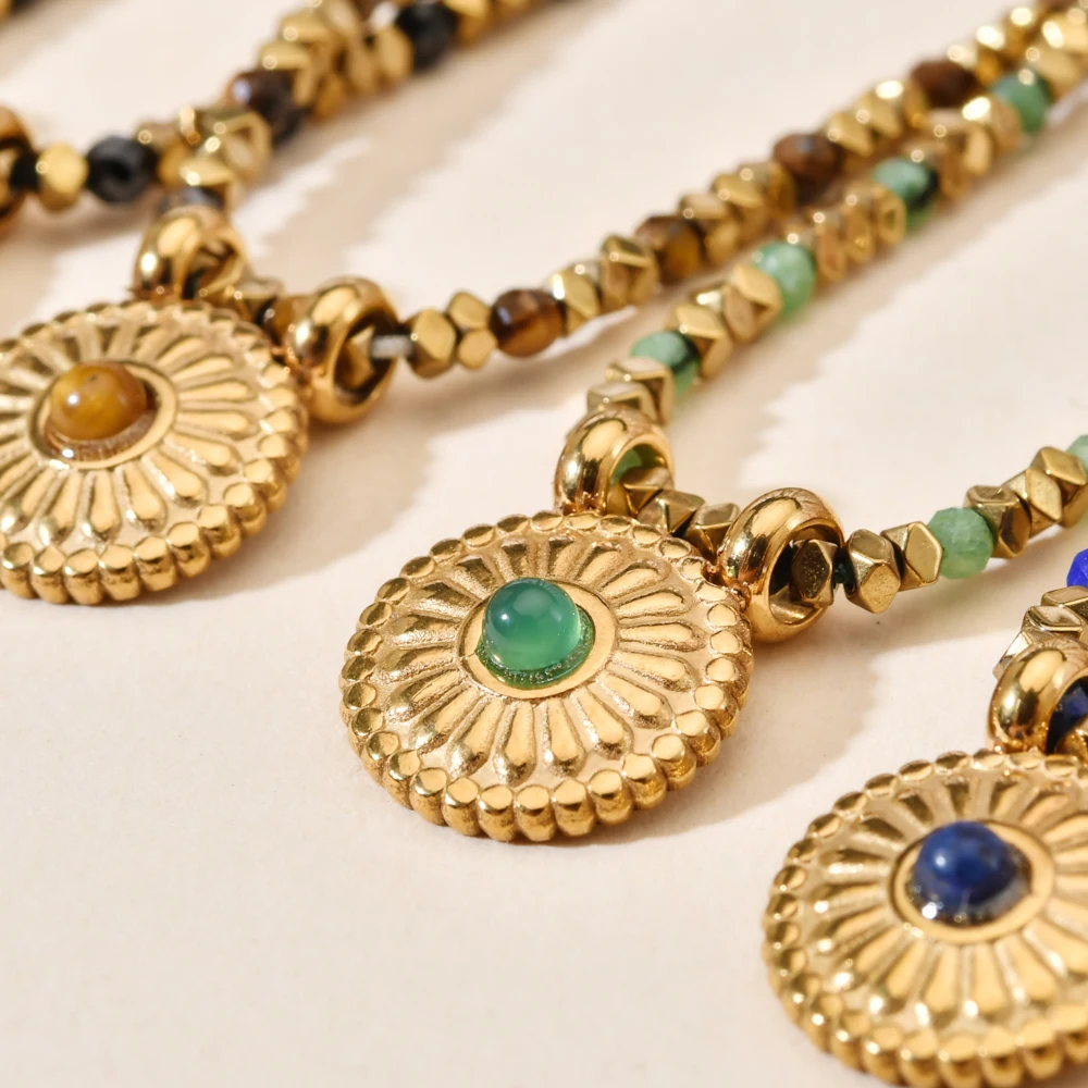 Vintage-Halskette mit farbigen Sonnenblumen-Anhängern, Natursteinperlen und Edelstahl-Anhänger für Damen, geeignet für Strandpartys – Detail 3