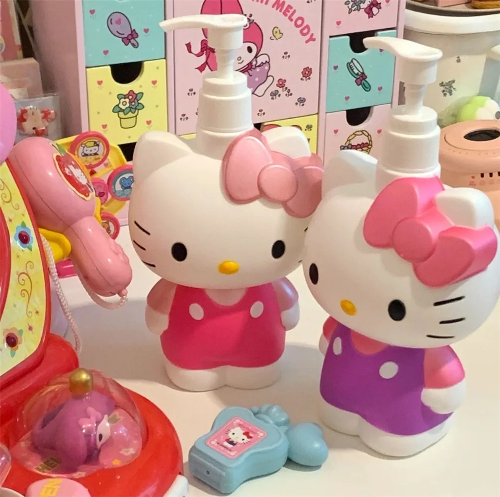 Hello Kitty 500ML Squeeze Bottle Shower Gel HanoSanitizer Dish Soap Liquid Cute Cartoon Anime GirlHeart High Capacity Bottled