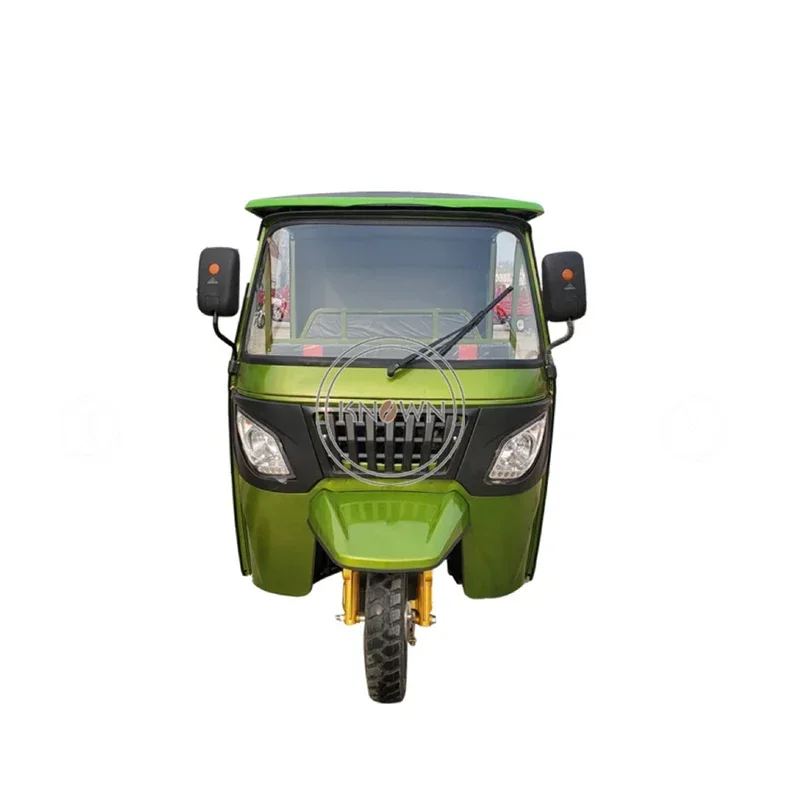 Green Color Gasoline Adult Tricycle Passanger Bicycle with 3 Wheel Tuk Tuk Car Mobile Taxi Mobility Scooter Vehicle