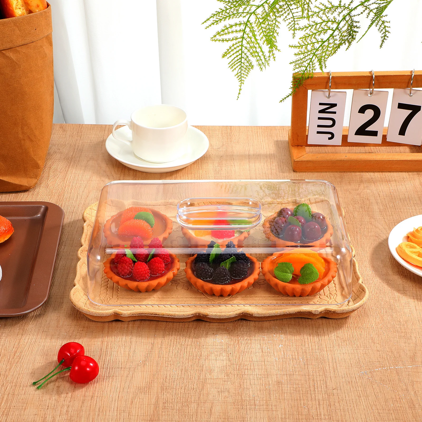 

Acrylic Rectangular Food Covers Clear Protective Dome for Baking Goods Snacks Appetizers Perfect for Parties Restaurants Kitchen