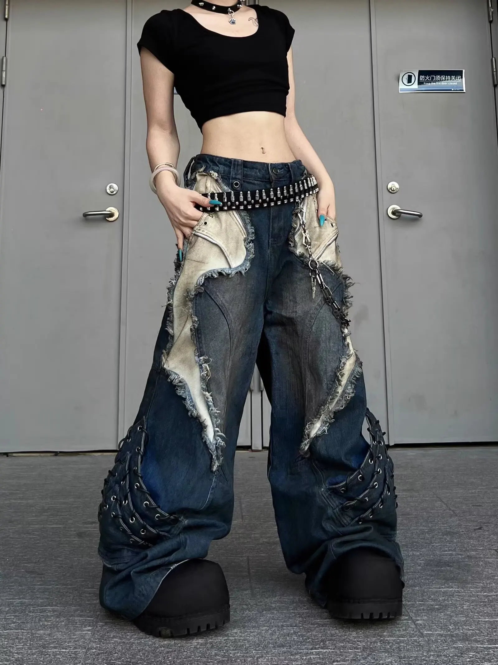 Thumbnail 4 - #39 Womens Wide Leg Denim Jeans Comparison Guide