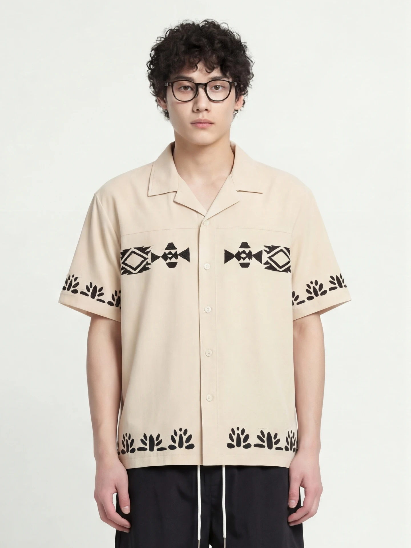 

Loose Casual Cuban Collar ort Sve irt from Geometric Totem Holiday Sle White for Men And Women Breathable Cotto...