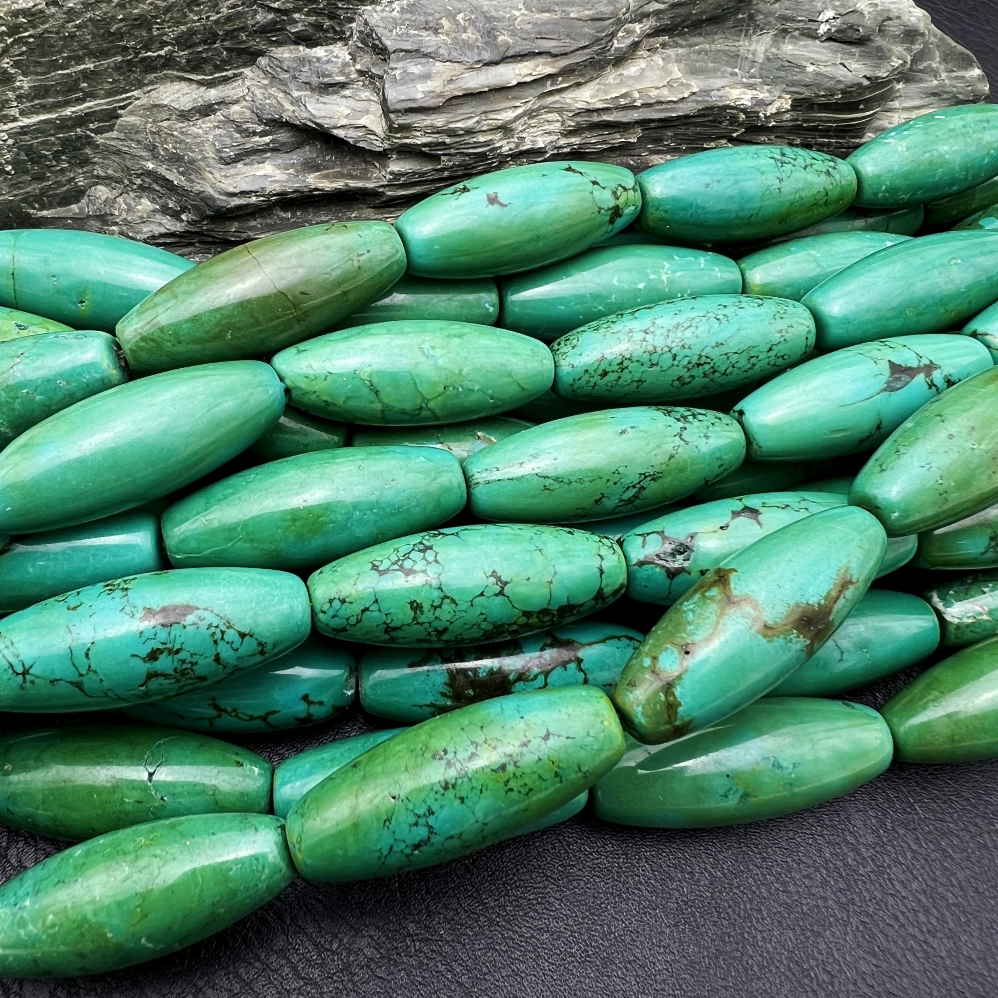 13x35MM 11PCS  Large Natural Green Turquoises Rice Barrel Nugget Focus Beads For DIY Jewelry Making  MY240515