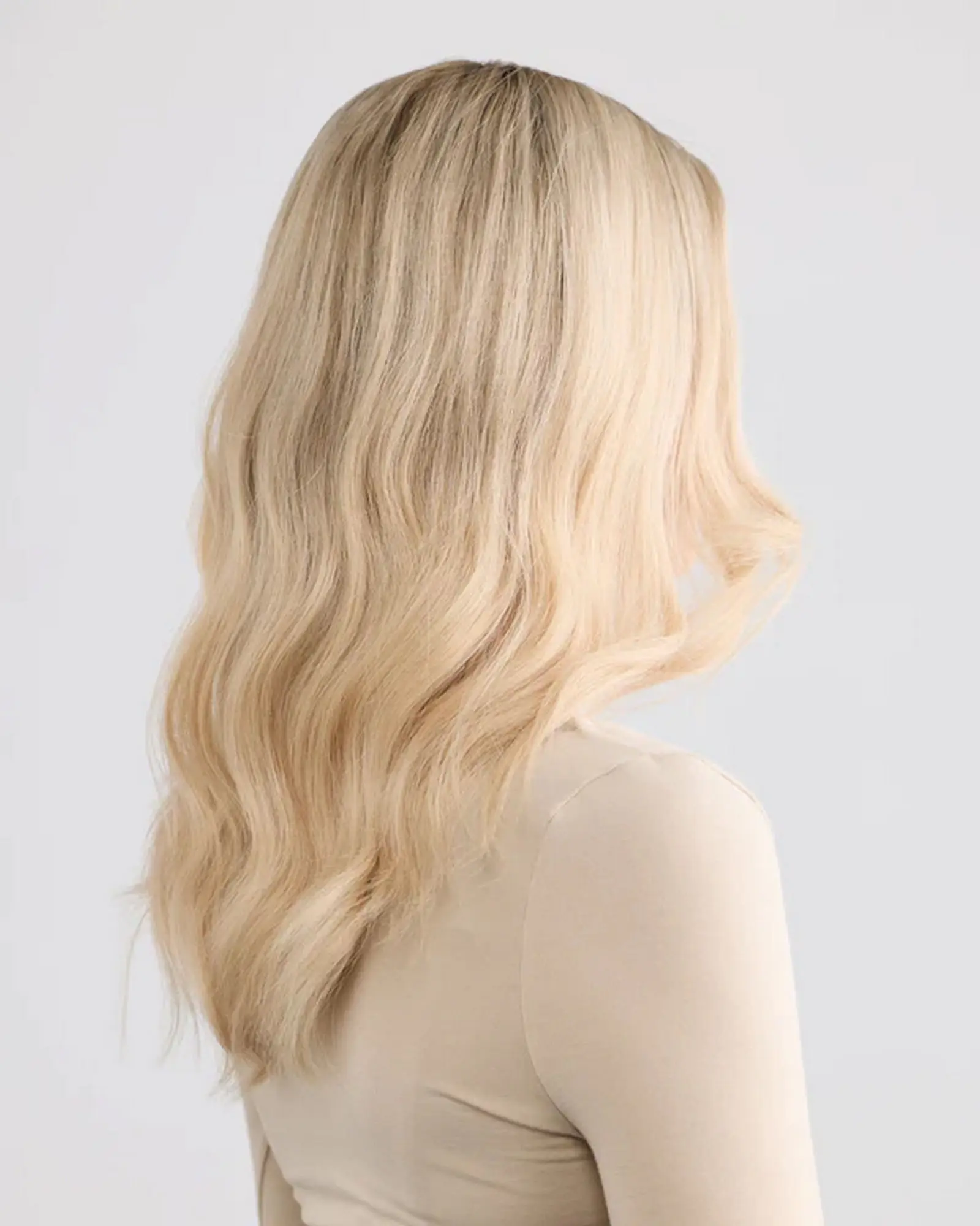 نمط جديد أومبير شقراء ضوء جذور HD غير مرئية الاصطناعية الدانتيل شعر مستعار أمامي المصنع الأصلي رخيصة الباروكات للنساء شعر مستعار للحفلات اليومية