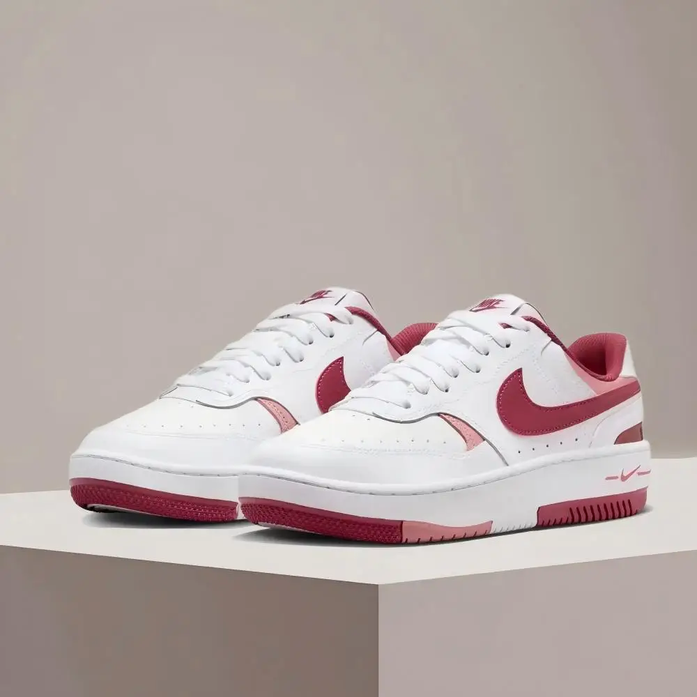 

Женские красные кроссовки Nike Gamma Force: комфортные, модные, универсальные, трендовые, нескользящие, прочные, на толстой подошве FQ8877-100