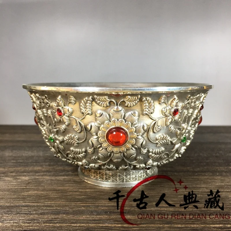 

Antique Old Object Qing Dynasty Qianlong Flower Bloom Wealth Inlaid Gemstone Silver Bowl Treasure Basin Pattern Retro Carved Orn