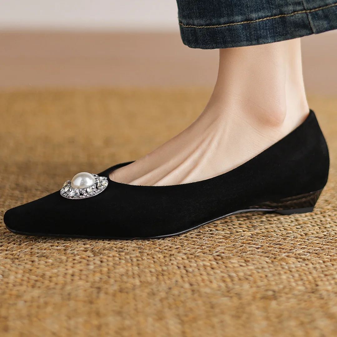 

Женские слипоны из натуральной замши с острым носком и кристаллами с пряжкой, элегантные женские туфли высокого качества на плоской подошве, мягкая удобная обувь