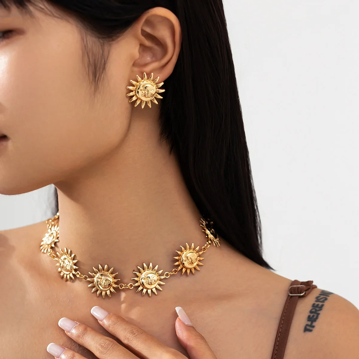 Accessories Vacation Style Fashion Sun Earrings Necklace Set Light Luxury Premium Earrings Women's Necklace