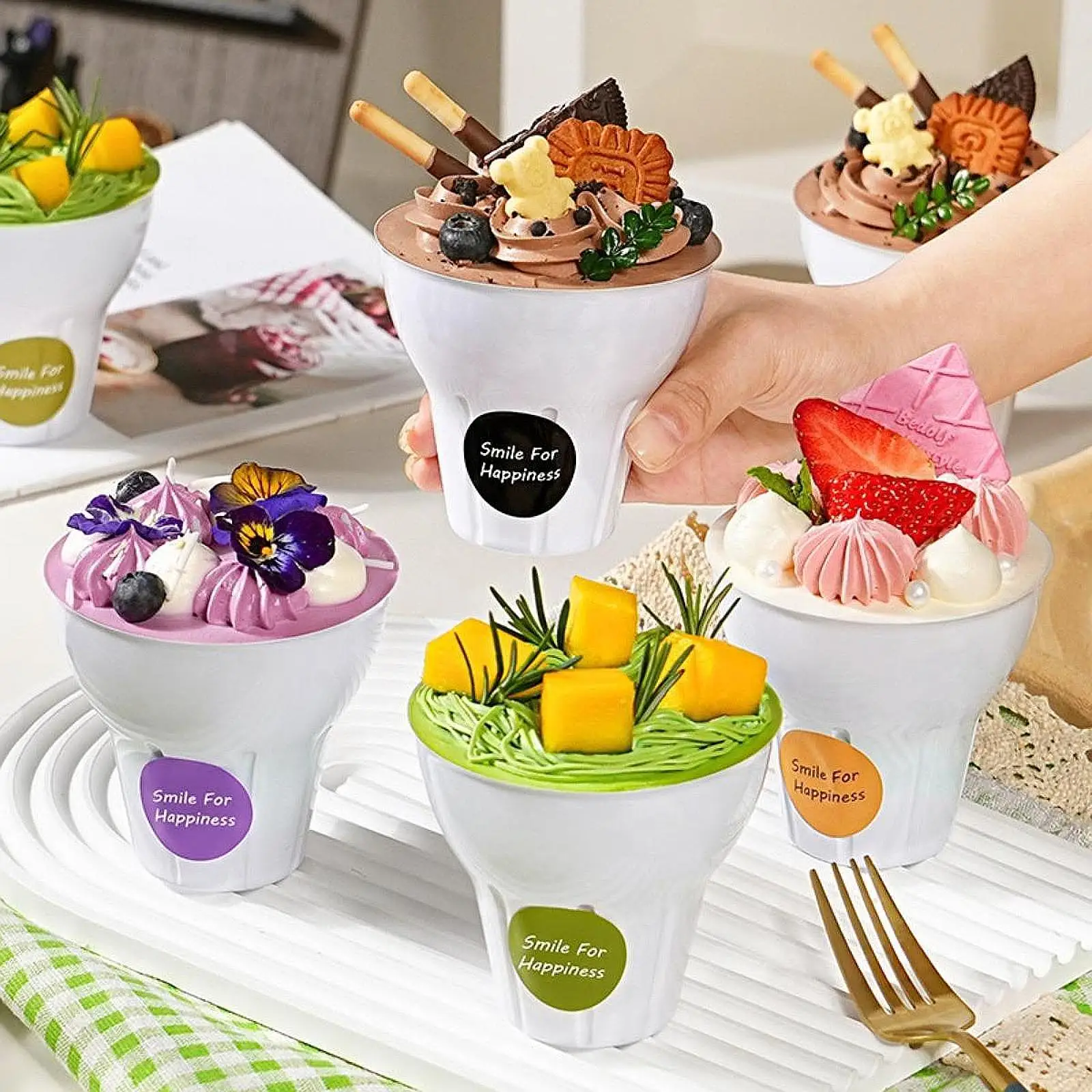 50 Pieces Reusable Plastic Ice Cream Bowls Set Chocolate Pudding Bowls