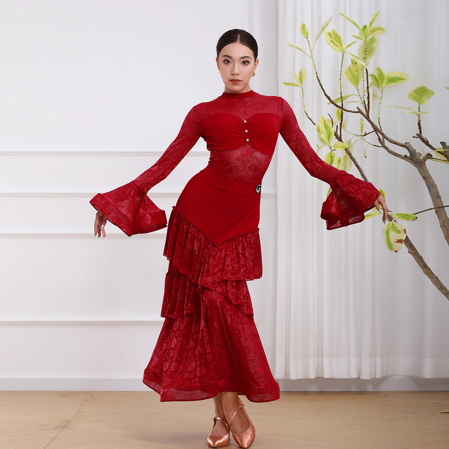 Ropa de competición profesional de danza moderna, conjunto de encaje Sexy de alta gama, disfraz de actuación de vals de Tango para mujer adulta, novedad de 2025