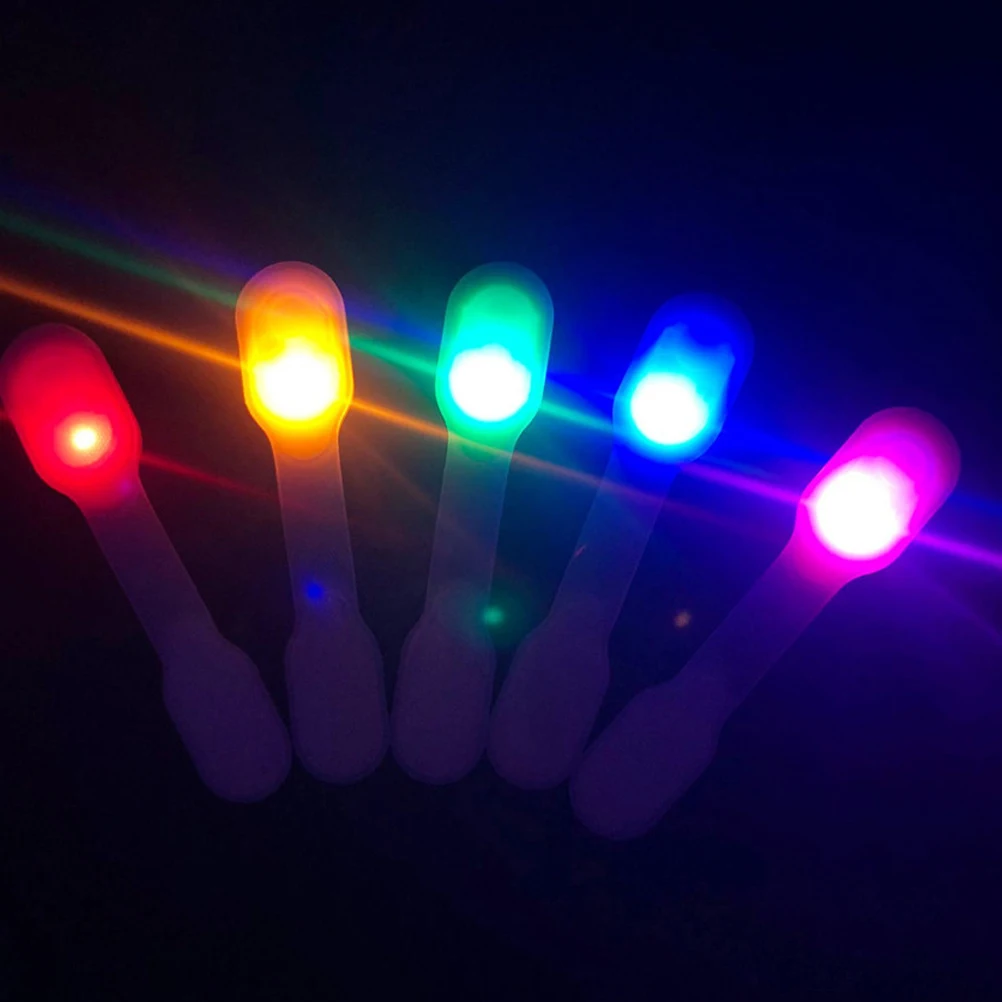 

2 Pcs LED Magnetic Light Flashlight Clip on Nursing for Kids Running Nurse Night