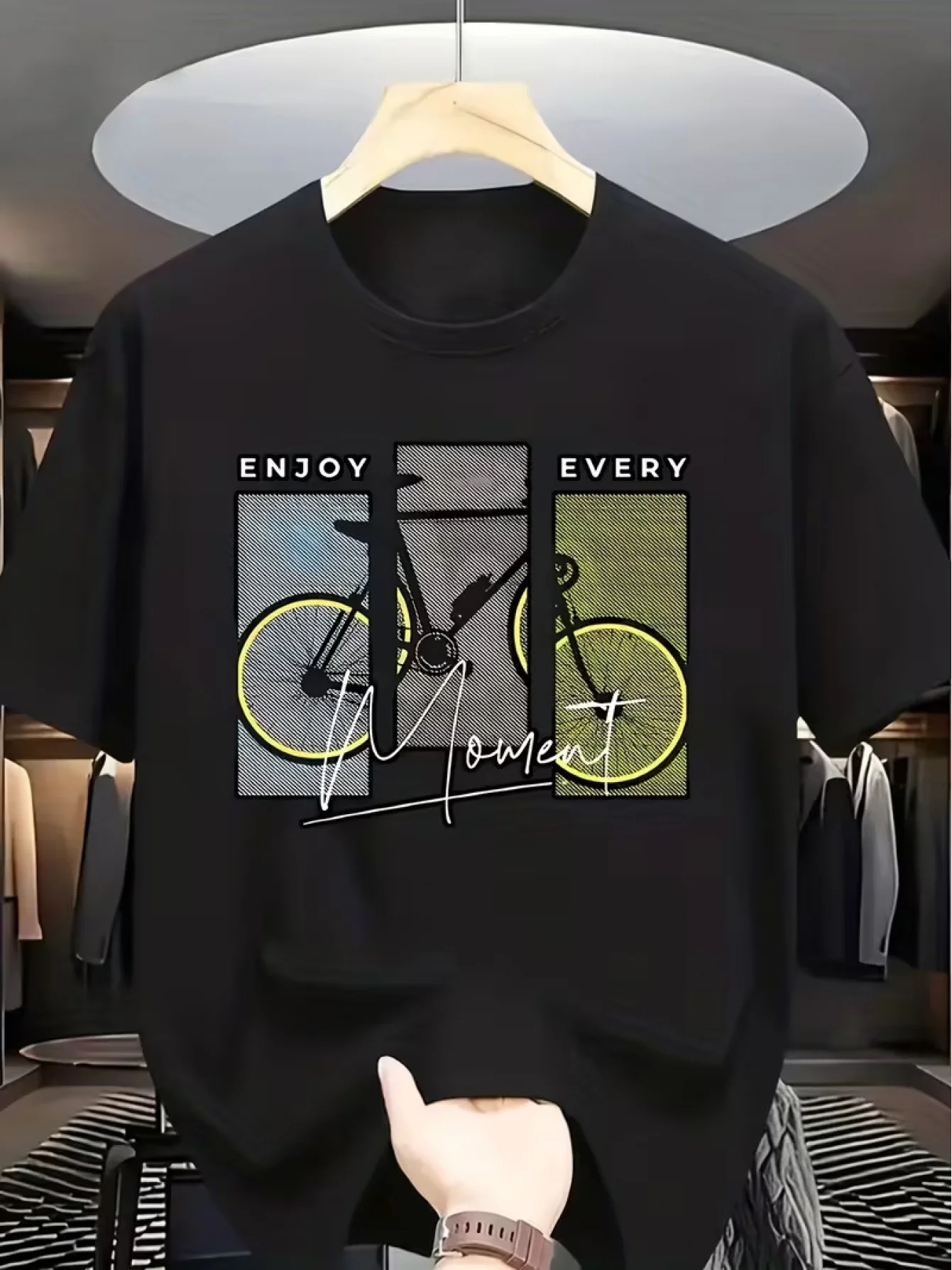 Refreshing Modern Cycling Elements, Three-Frame Bicycle Silhouette Casual T-Shirt, Men's Summer Breathable Loose Fit Versatile Short-Sleeve